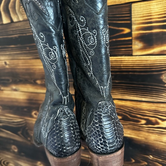 J B Dillon black python boots. Handcrafted size 6 - Picture 9 of 11